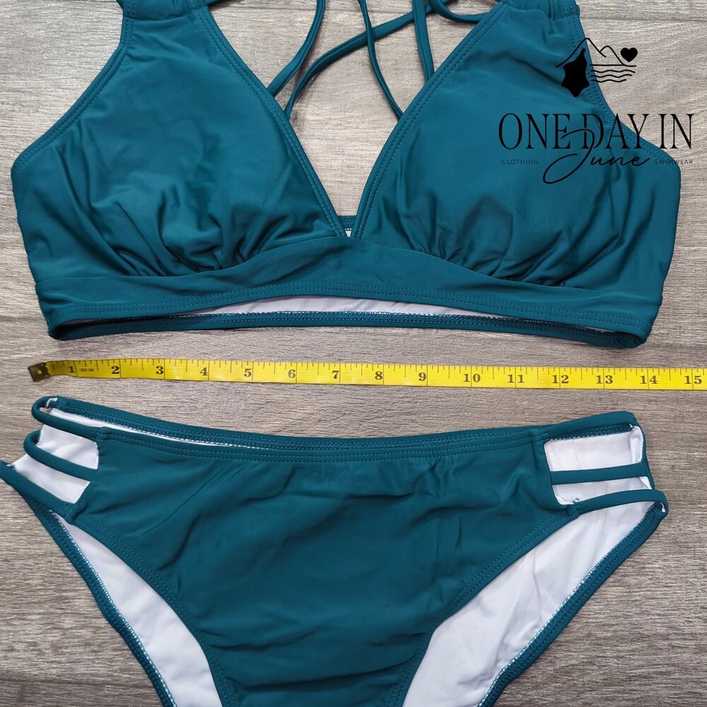 Adisputent Strappy Cross Bikini Swimsuit Size M - Picture 2 of 4